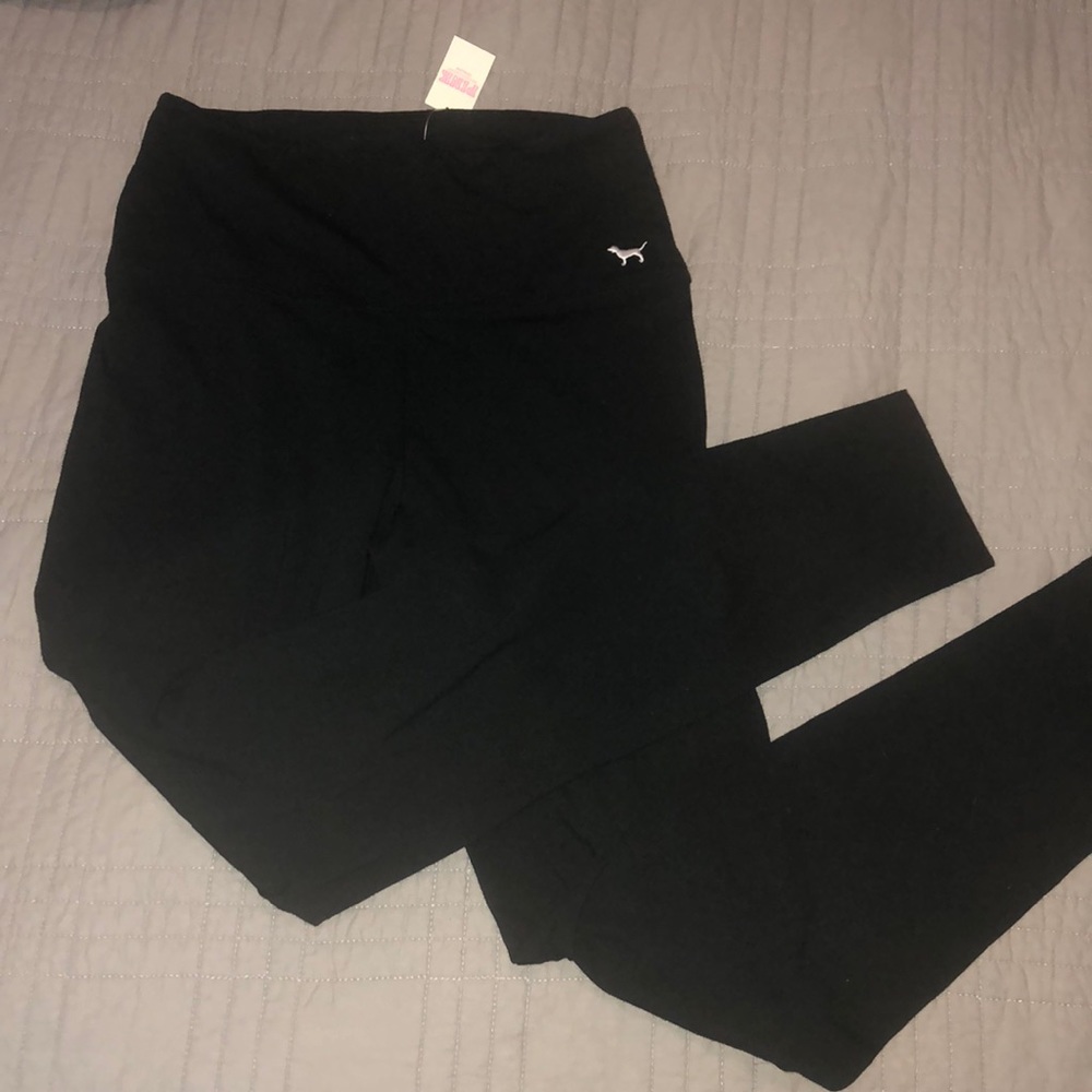 Victoria’s Secret pink yoga leggings size L NWT